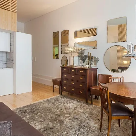 Vintage River Flat By Ml Porto