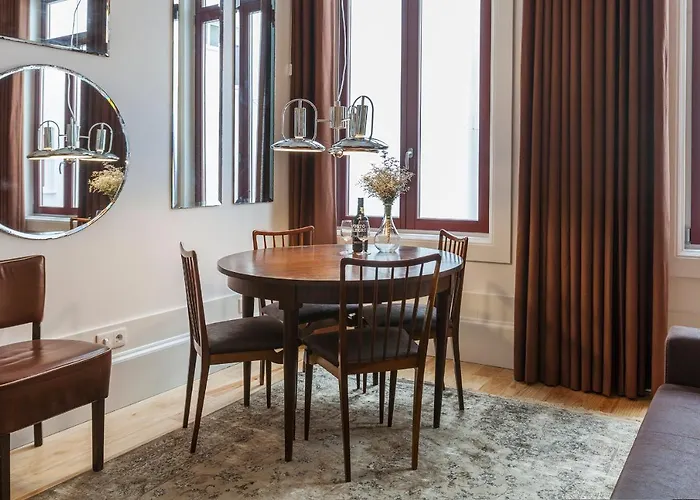 Vintage River Flat By Ml Apartment